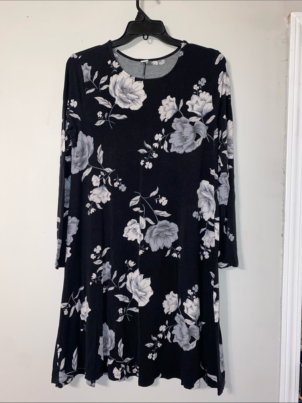 Old Navy Black Floral Long-Sleeve Swing Dress